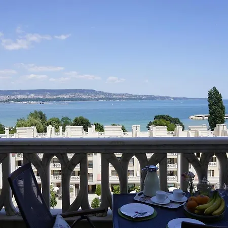 саут на плажа - South On The Varna
